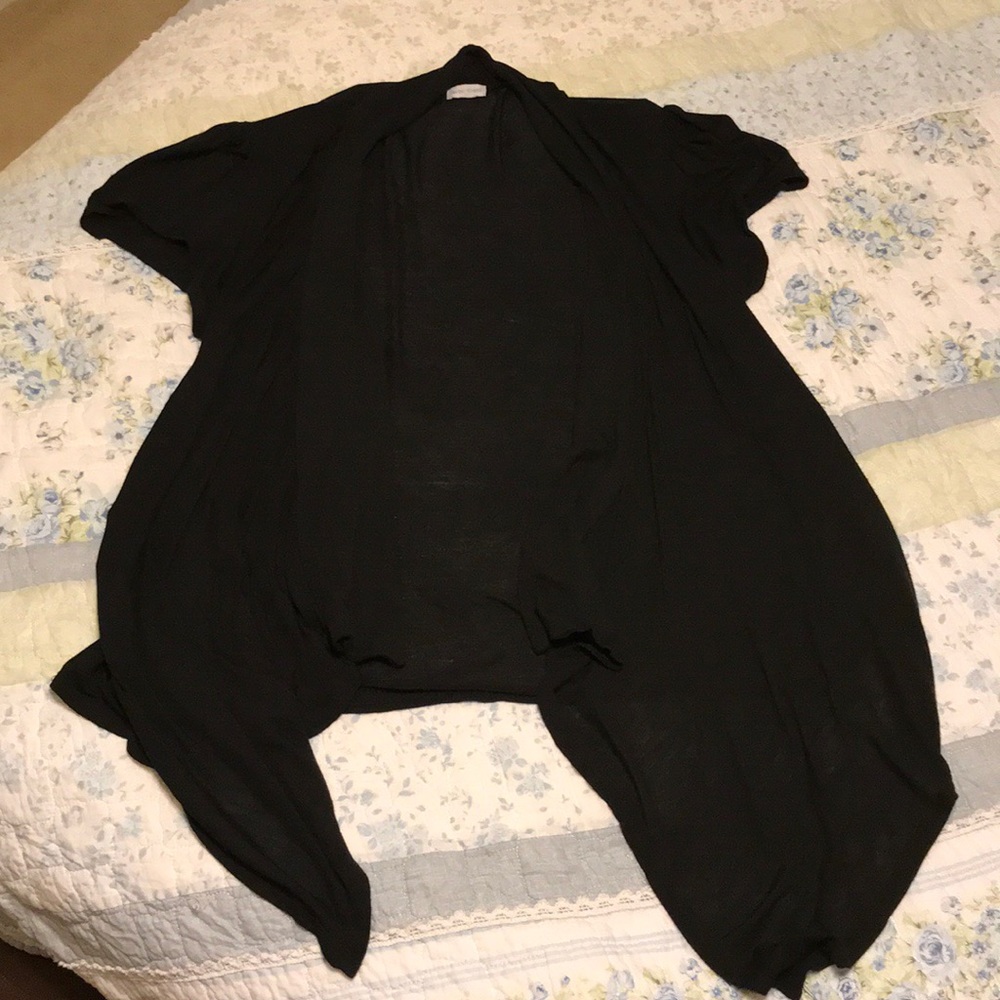 Black Short Sleeve Open-Front Top